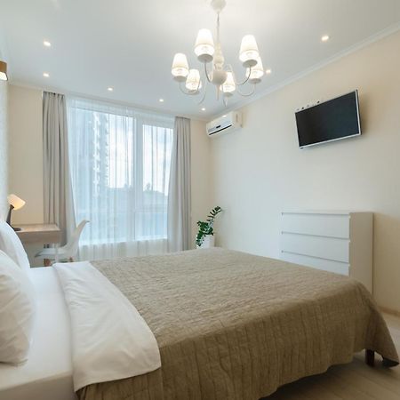 Petrovdom Apartments 3-143 In Rc Central Park, 7 John Mccain Street Kijev Kültér fotó