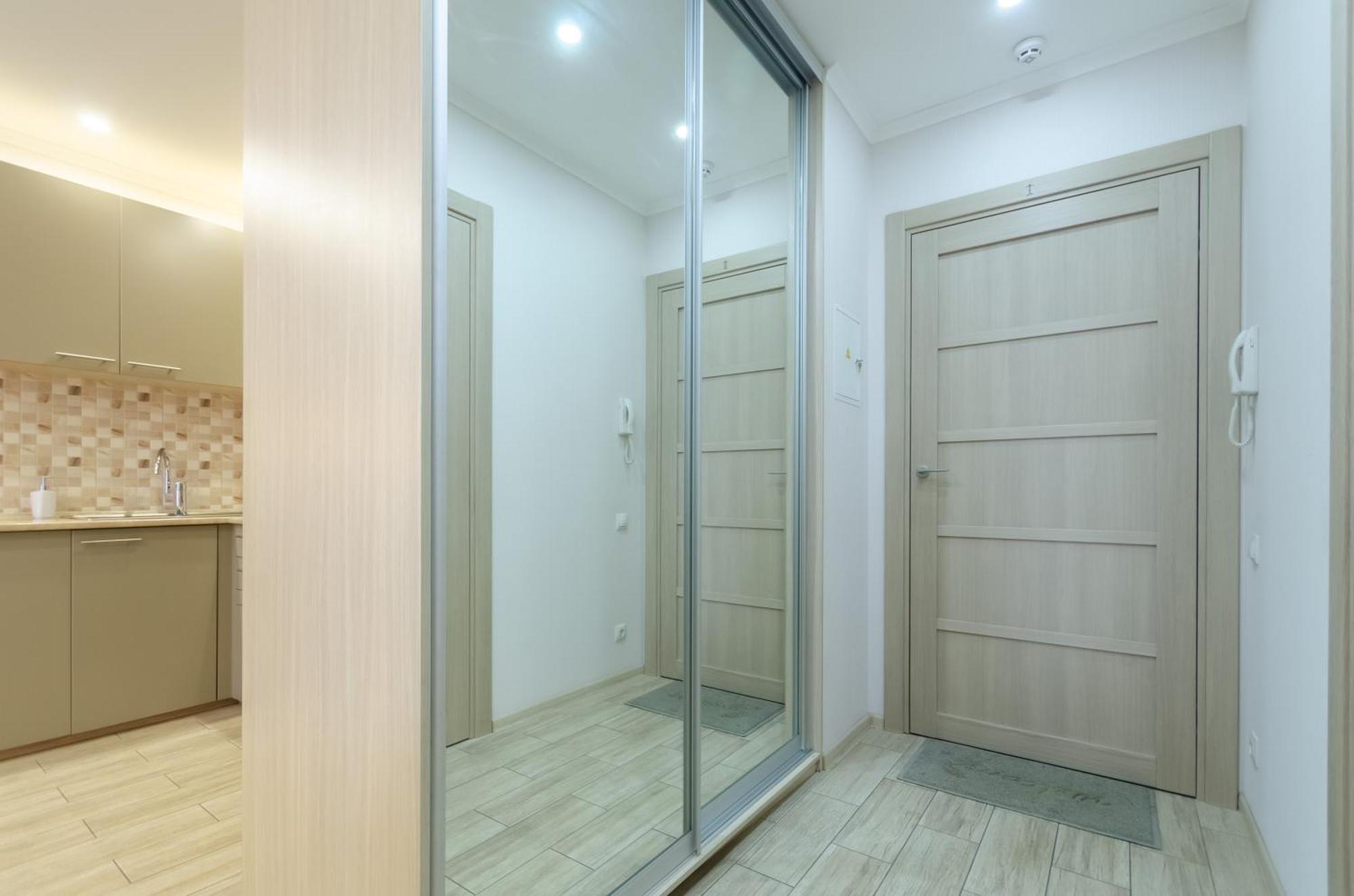 Petrovdom Apartments 3-143 In Rc Central Park, 7 John Mccain Street Kijev Kültér fotó