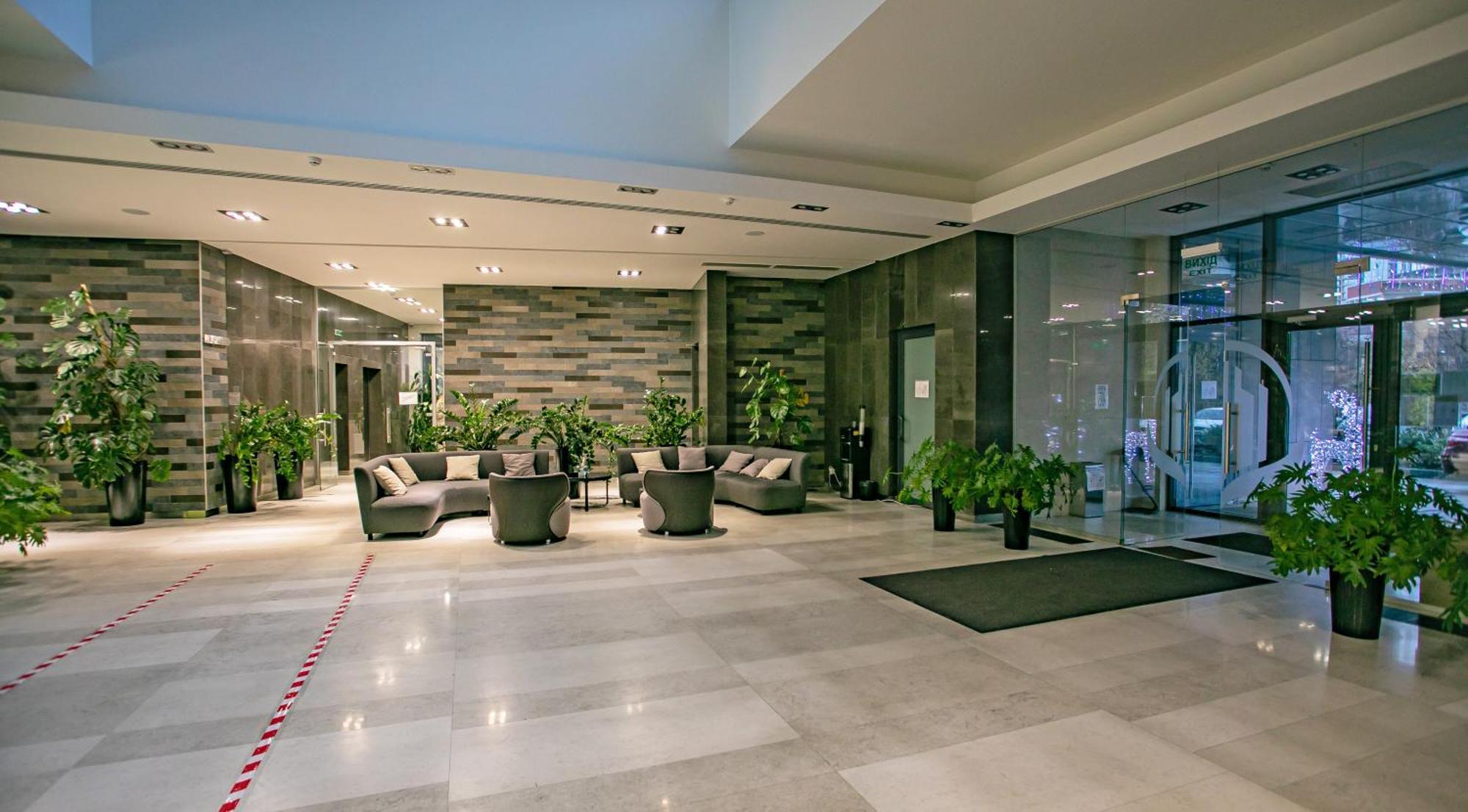 Petrovdom Apartments 3-143 In Rc Central Park, 7 John Mccain Street Kijev Kültér fotó