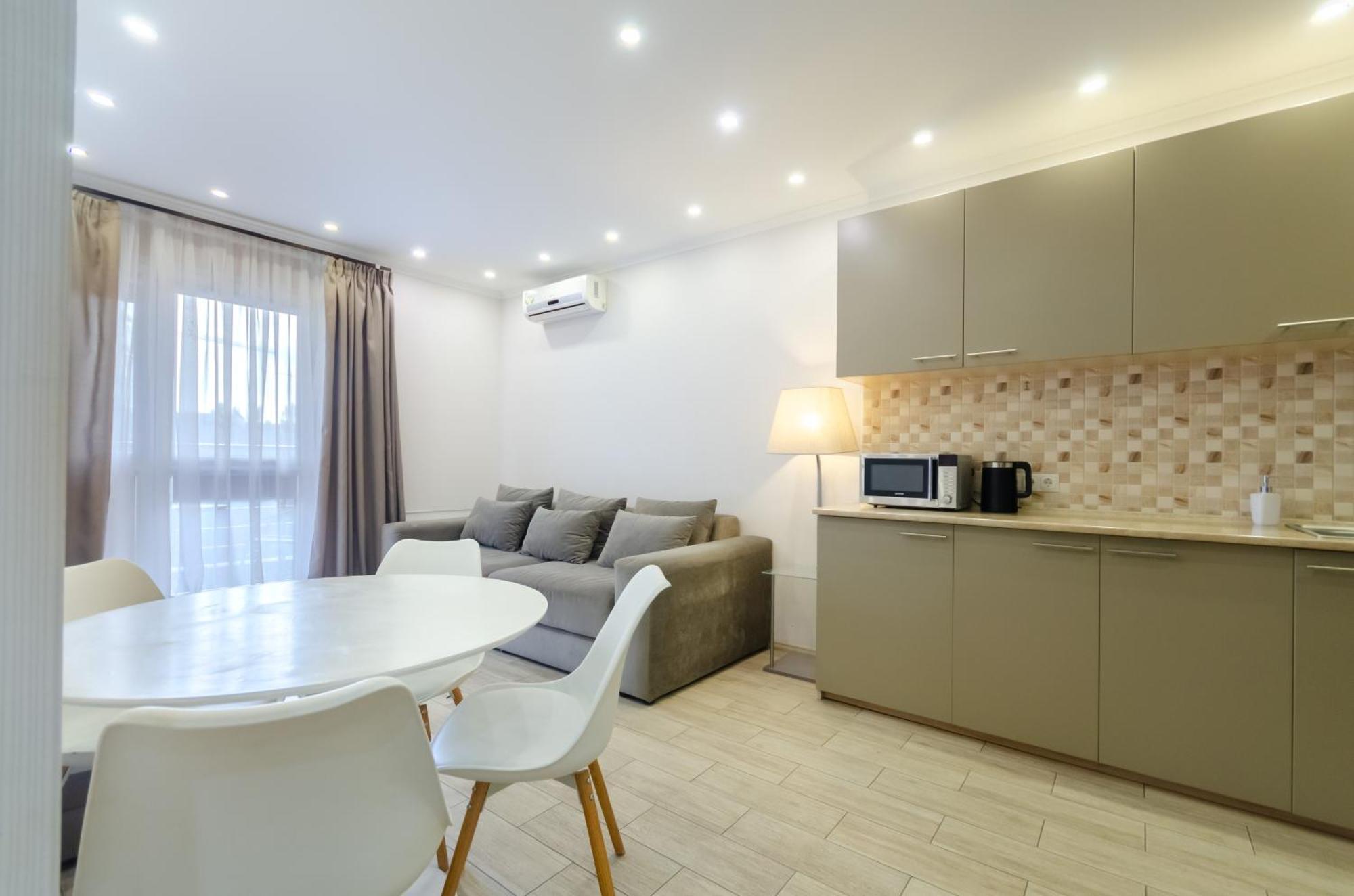Petrovdom Apartments 3-143 In Rc Central Park, 7 John Mccain Street Kijev Kültér fotó